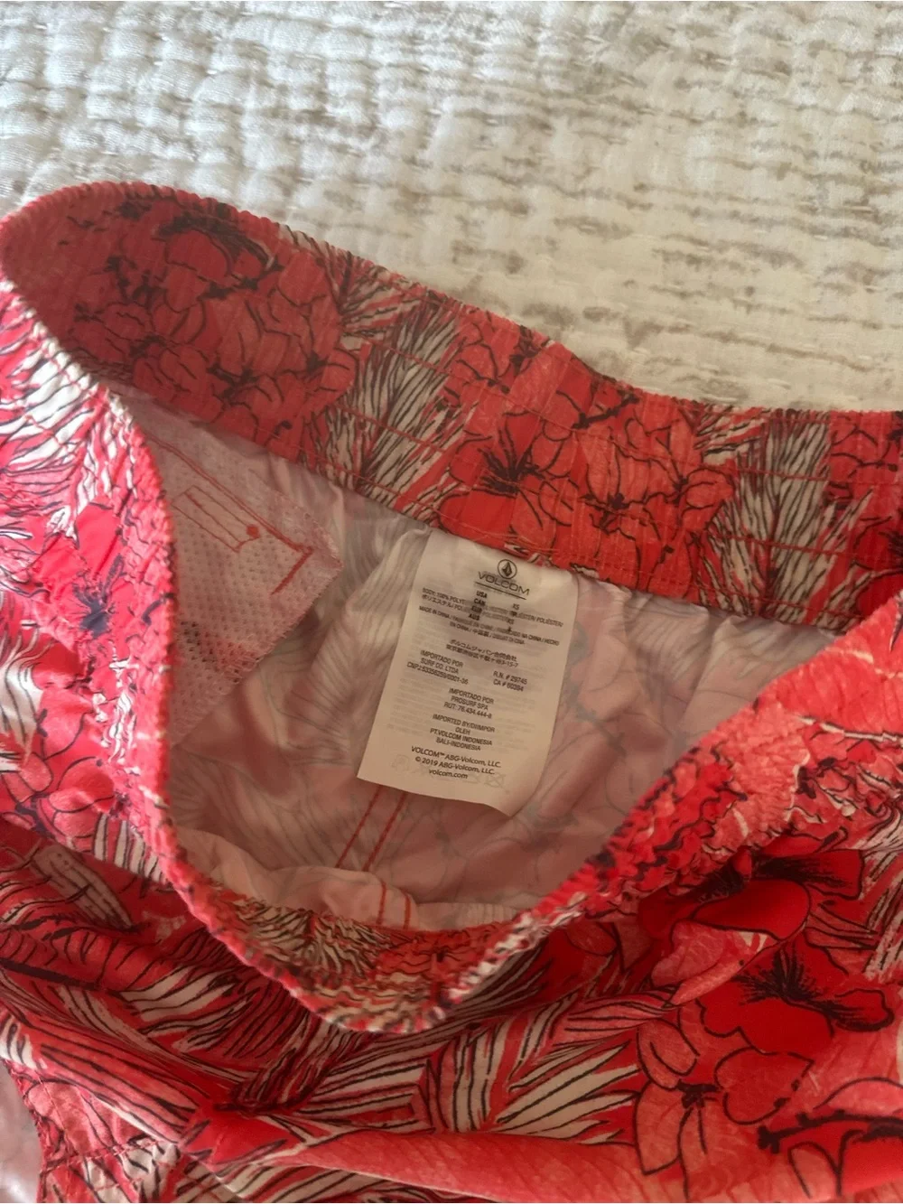 VOLCOM - Picture 5 of 5